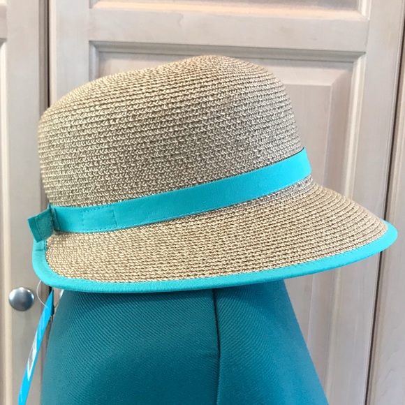 nivo Accessories - NIVO HAT NWT